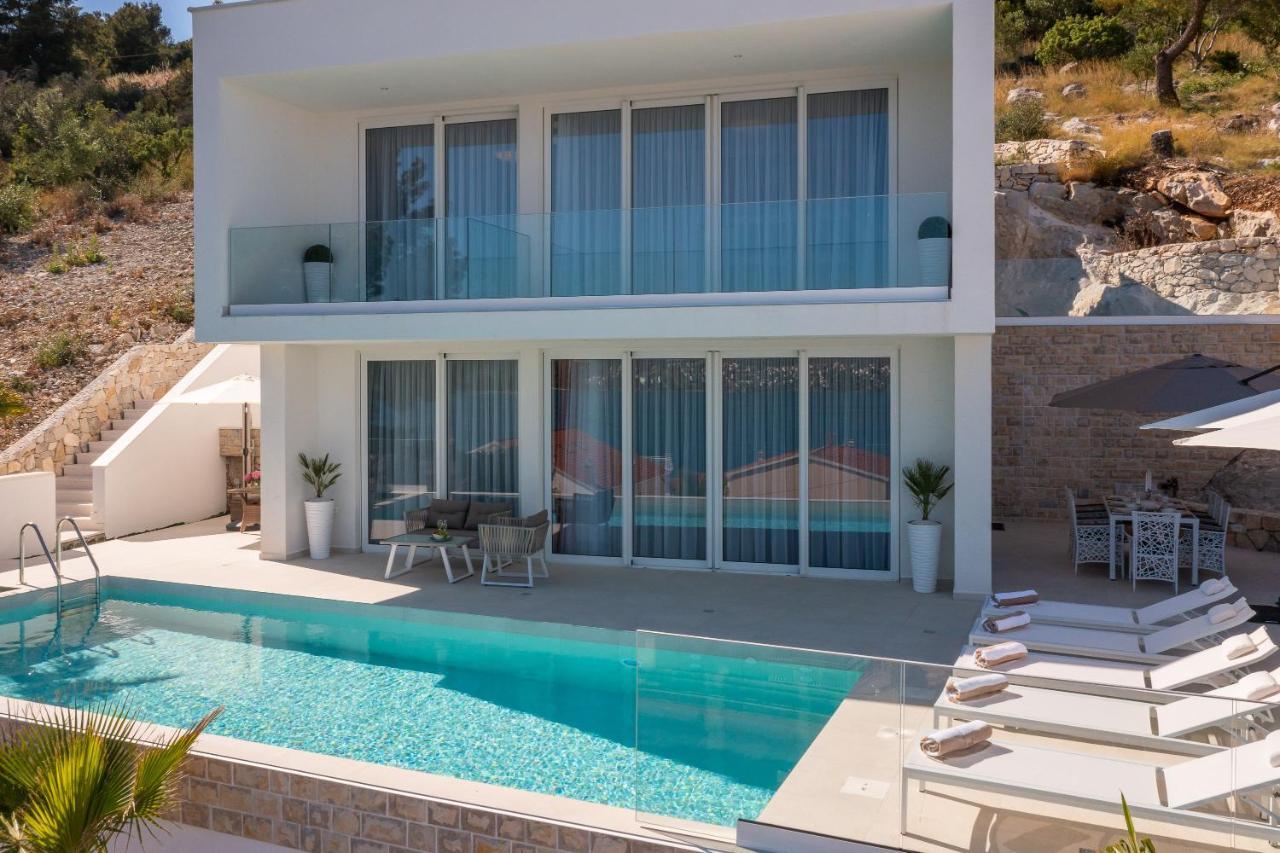 Villa Adria View With Heated Pool I Трогир Экстерьер фото