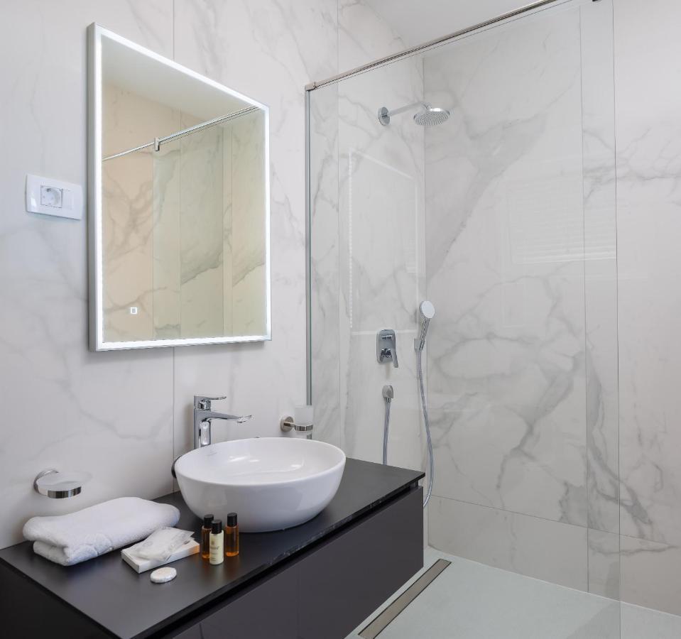 Villa Adria View With Heated Pool I Трогир Экстерьер фото